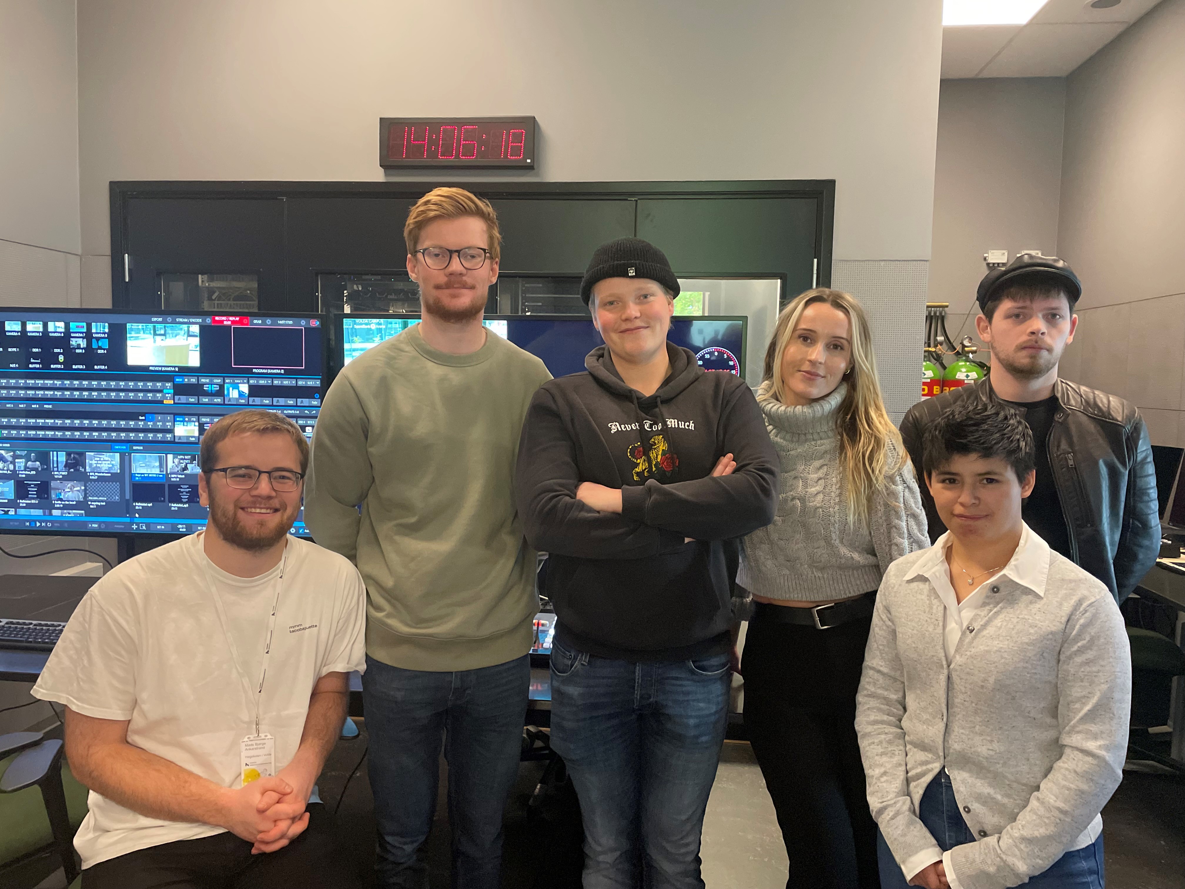 Studenter på medieproduksjon