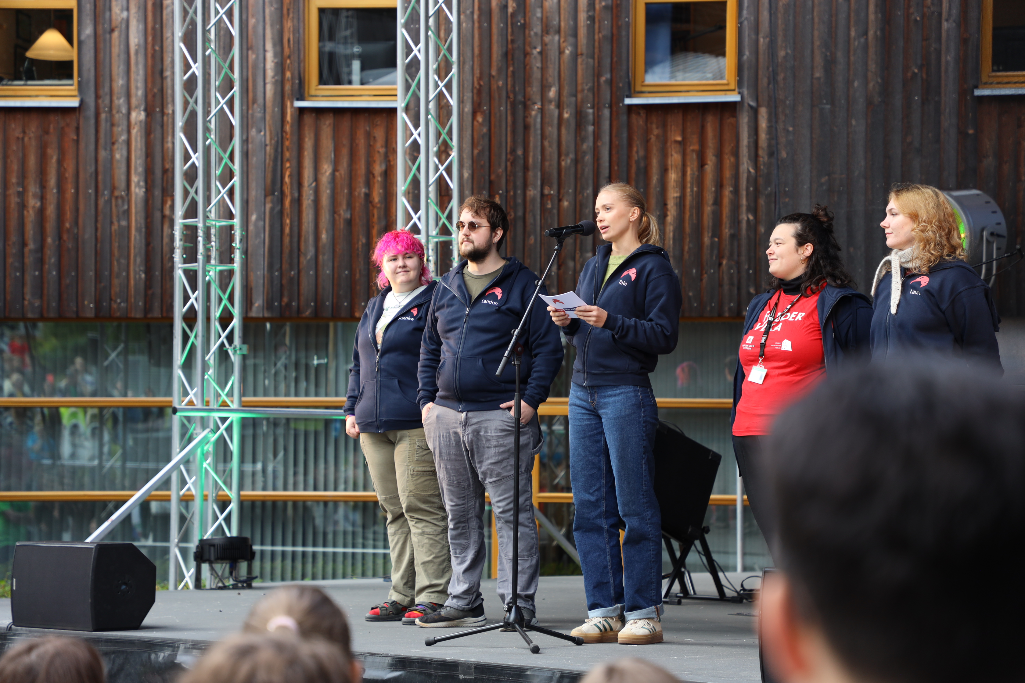 Tale Rørvik Lejon talar under studiestart 2025.
