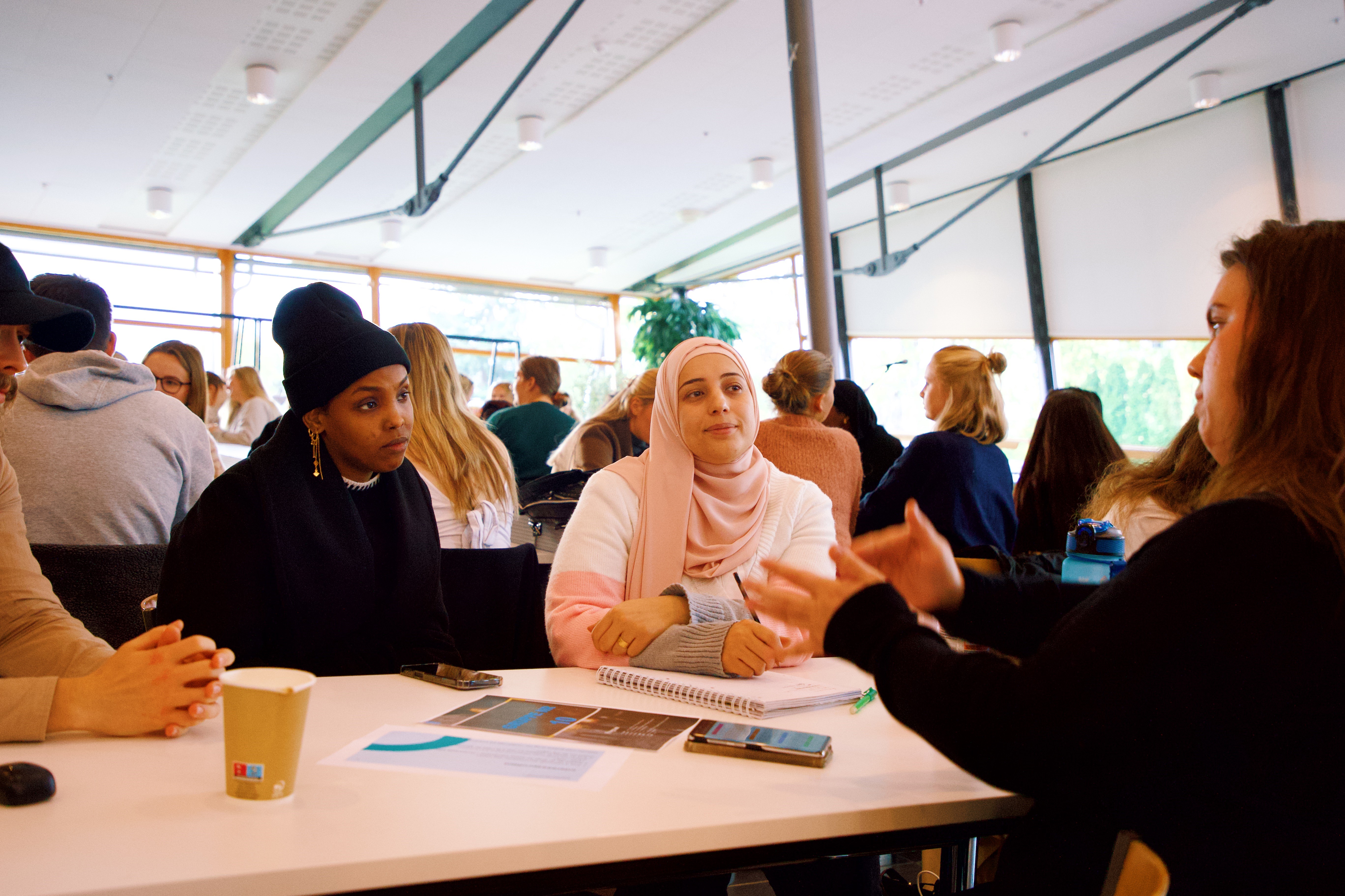 Khada Mohamed Ahmed og Ruaa Krizan