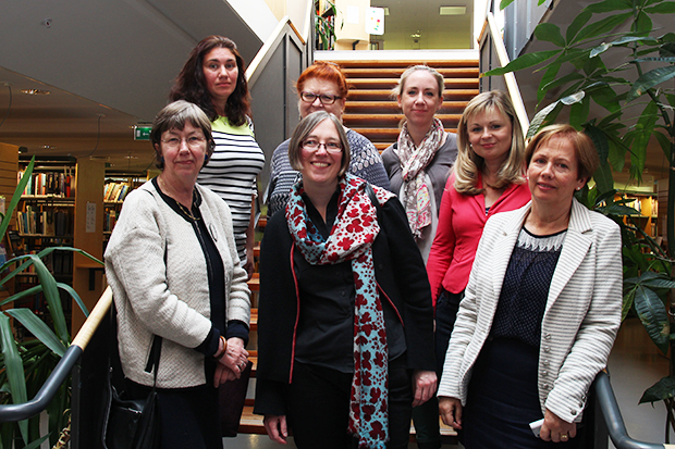 23ceff0c4b25f43f65453e0c90bf584e