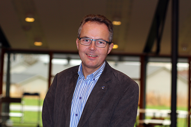 781b25ffdd1573b2387e02d00f3f3e8b