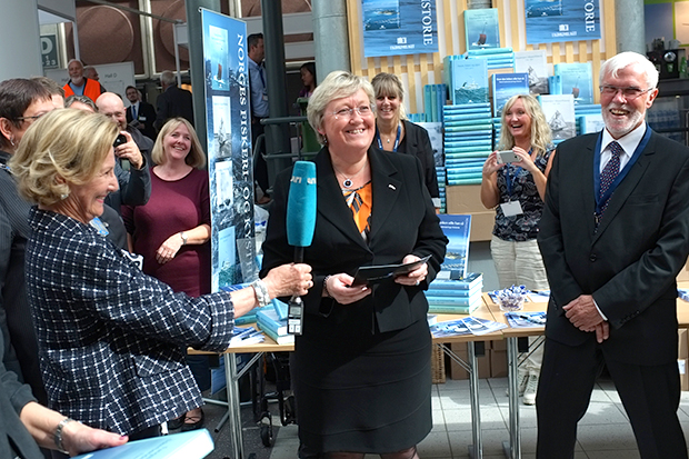 8829c02ea11043430d5c7d8f2e93ecd5