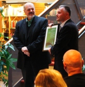 92038353294deb097e475f0850d385641484145d