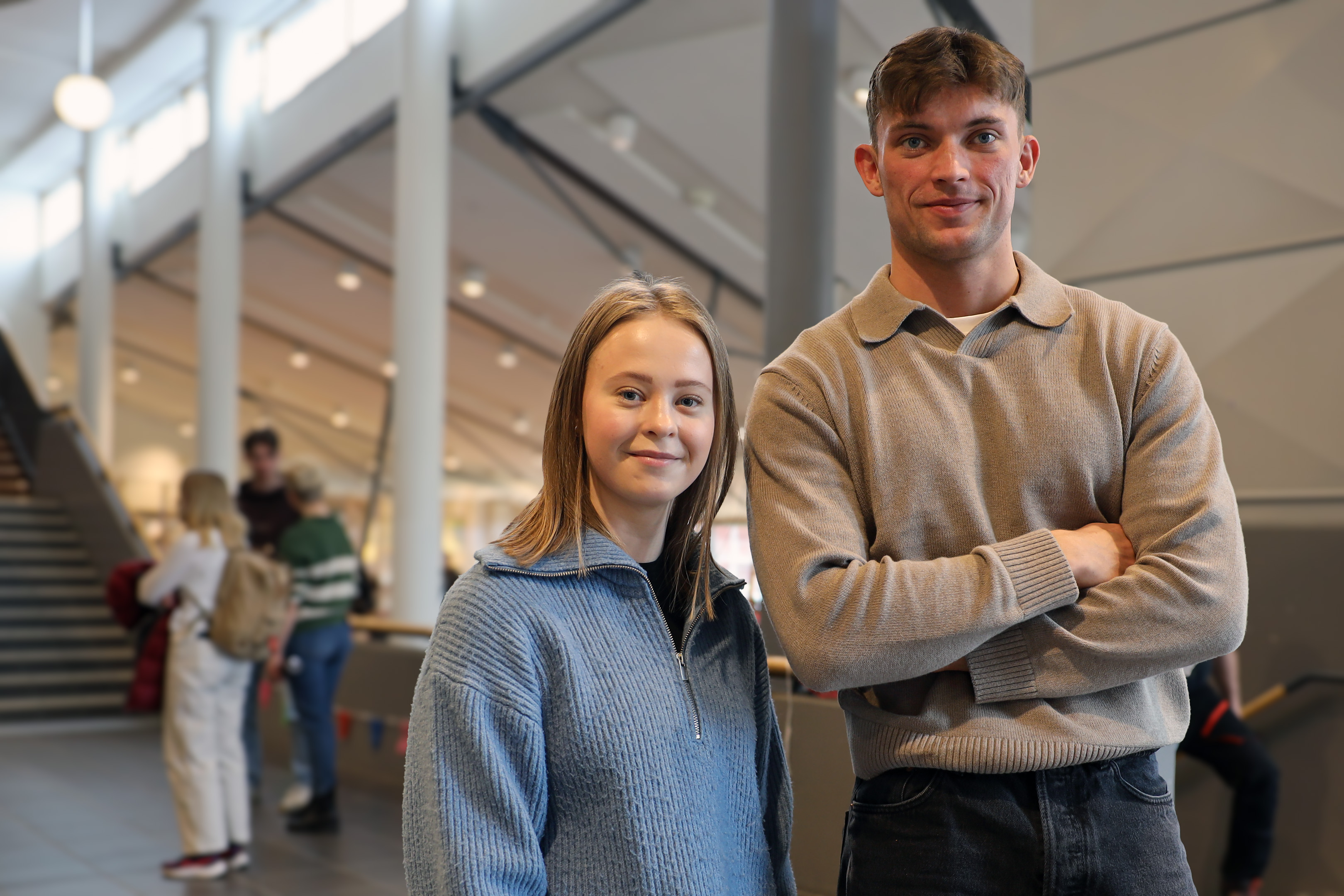 Mina og Ulrik under SOM-seminaret ved HVO.