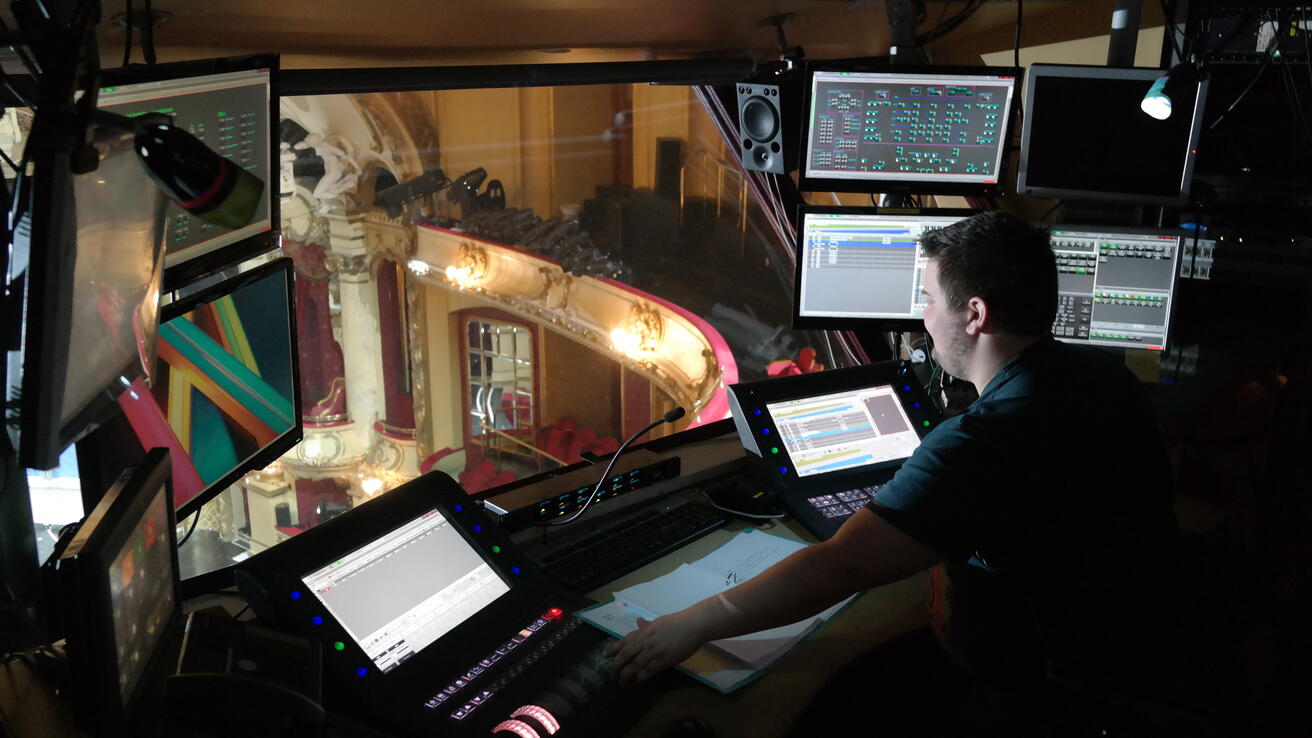 Fekk draumejobb på Nationaltheatret Fekk draumejobb på Nationaltheatret