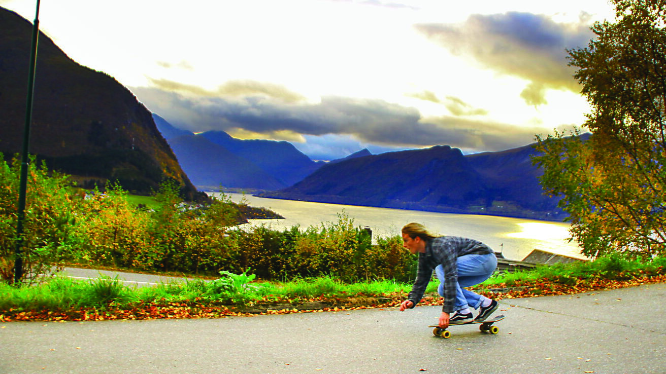 Magnus Mongstad på skateboard Magnus Mongstad på skateboard