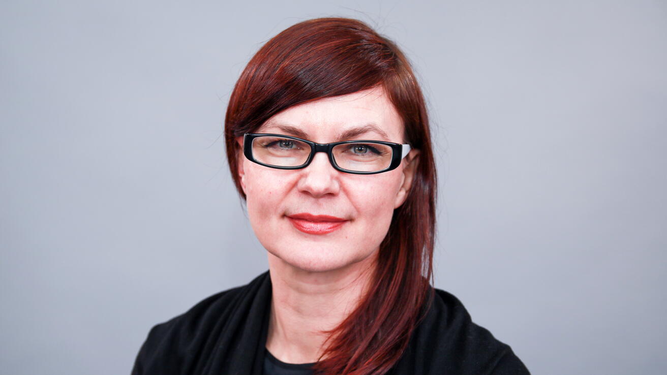 Synnøve H Amdam