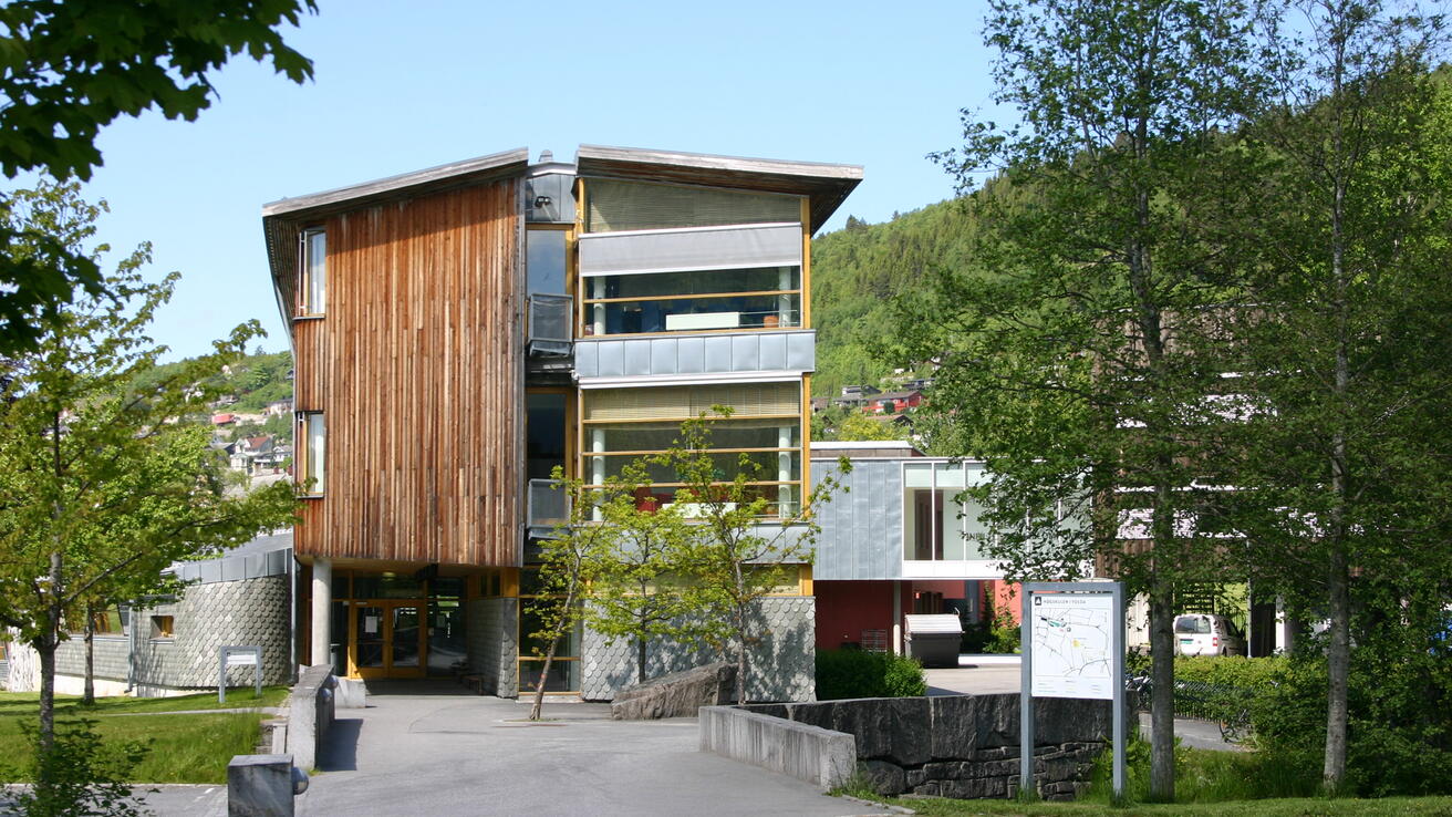 Høgskulen i Volda Høgskulen i Volda