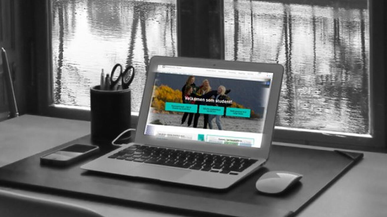 heimekontor desktop on home office