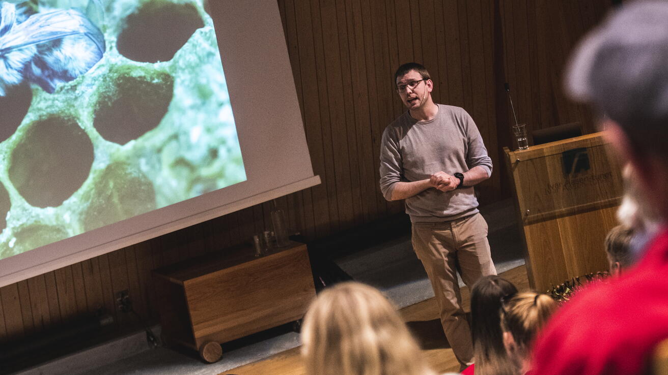 Eirik Søvik Eirik Søvik under Forskingsdagane