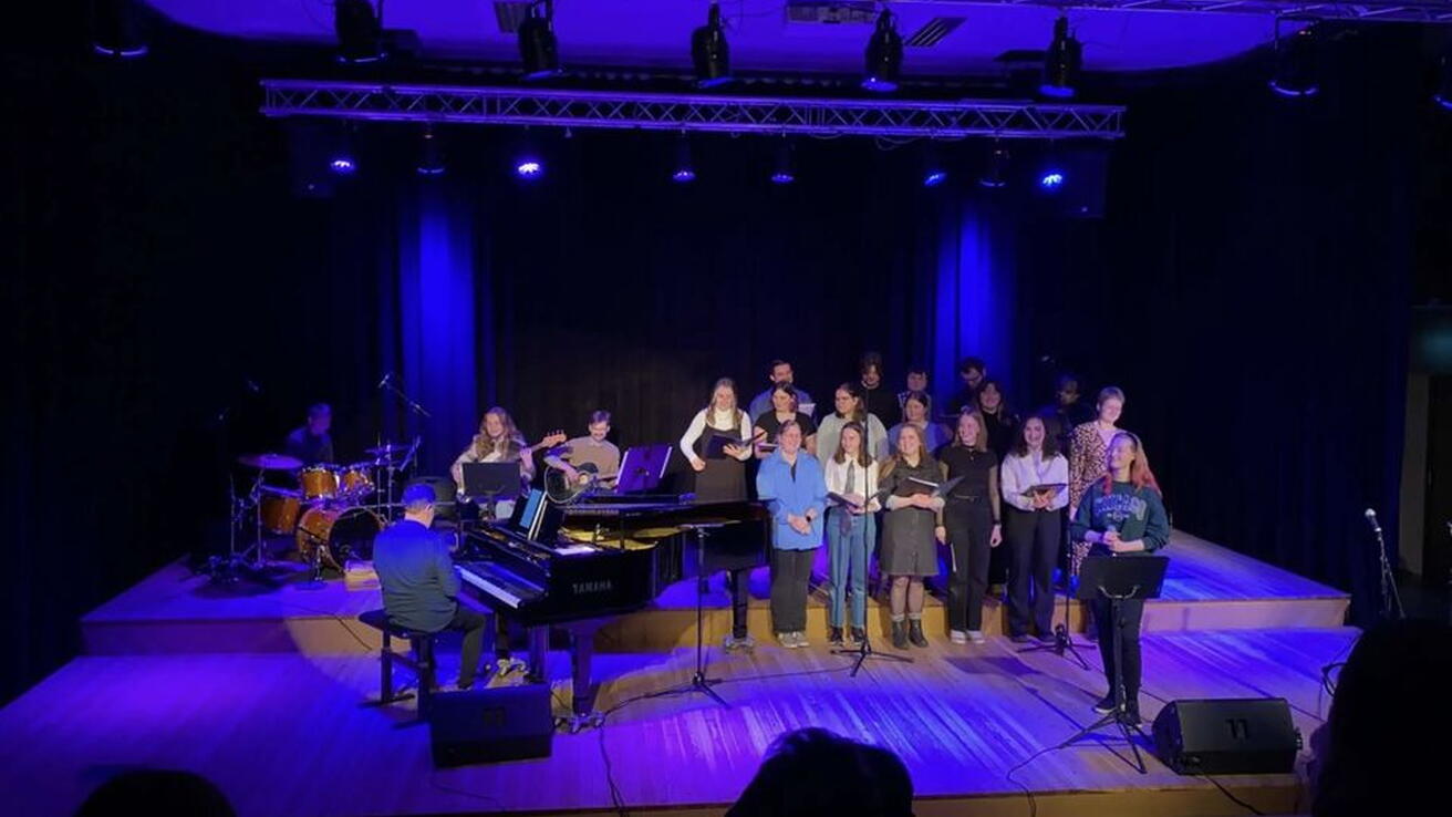 Huskonsert med musikkstudentane