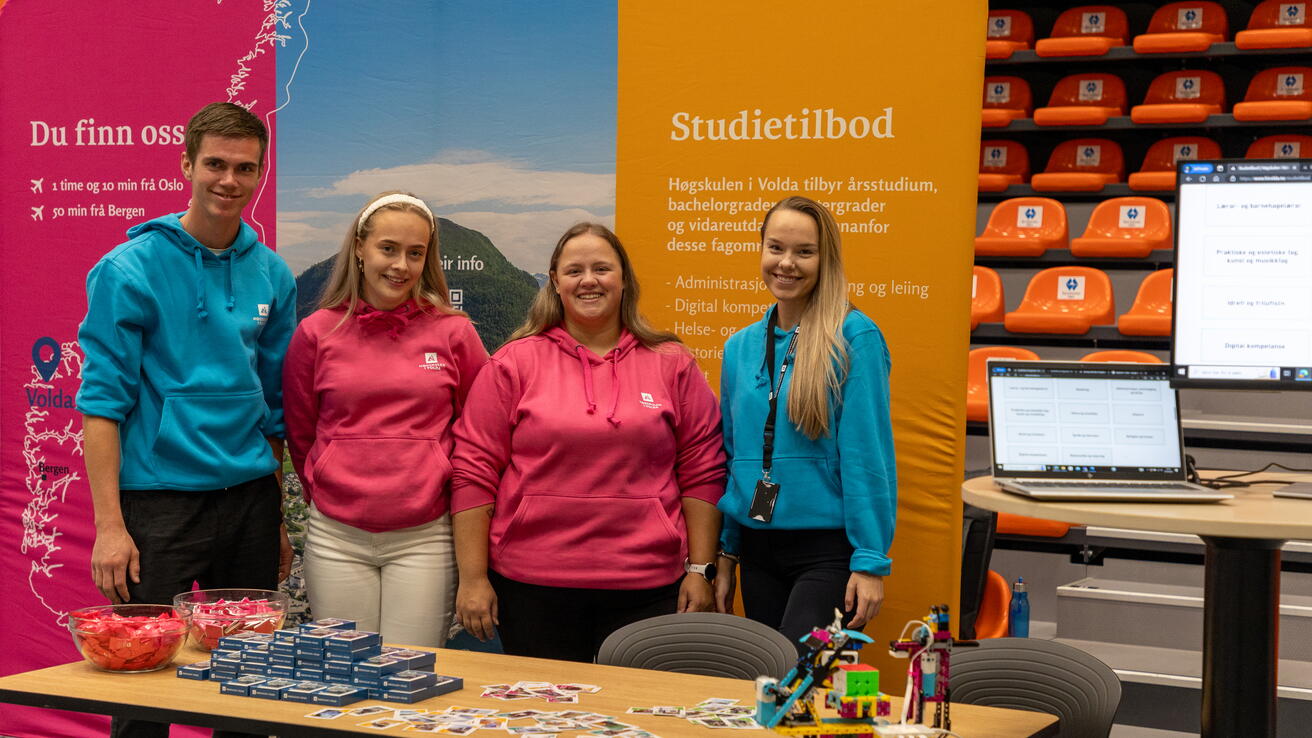 HVO_Karrieredagane2023_Studentambassadørar Studentambassadørar på karrieredag