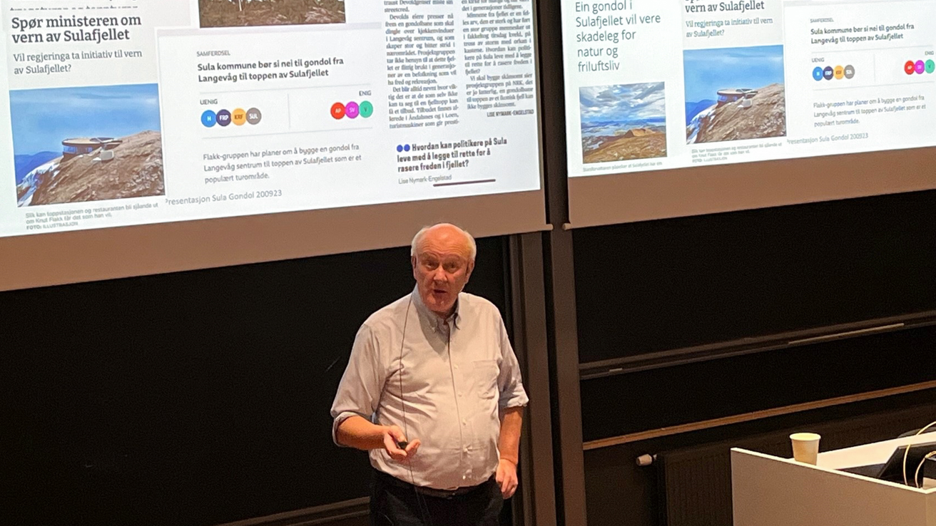 Terje Devold som holder foredrag