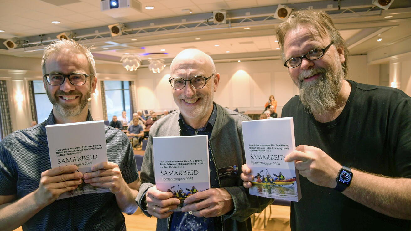 Fjordantologien 2024. Tre av redaktørane.