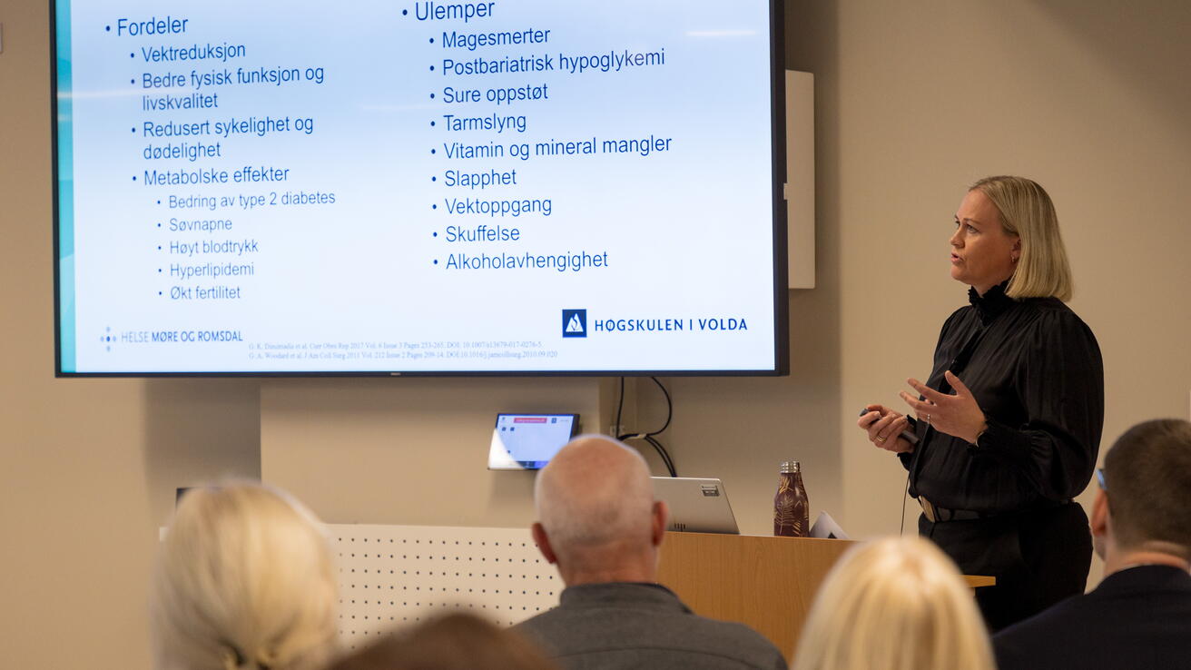 Kirsti Kverndokk Bjerkan disputerer ved HVO.