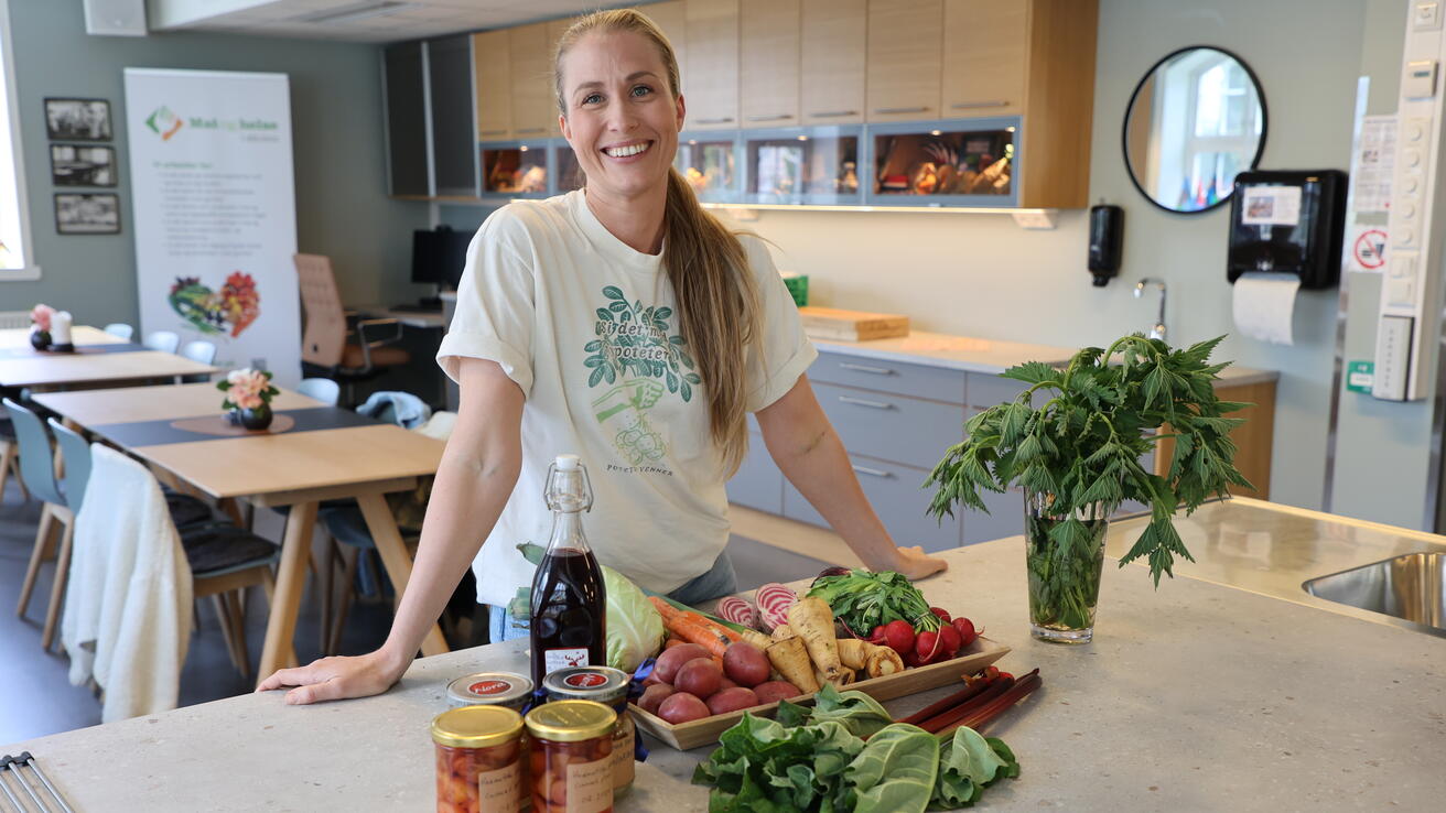 Britt Marlene Kåsin tar videreutdanning ved Høgskulen i Volda