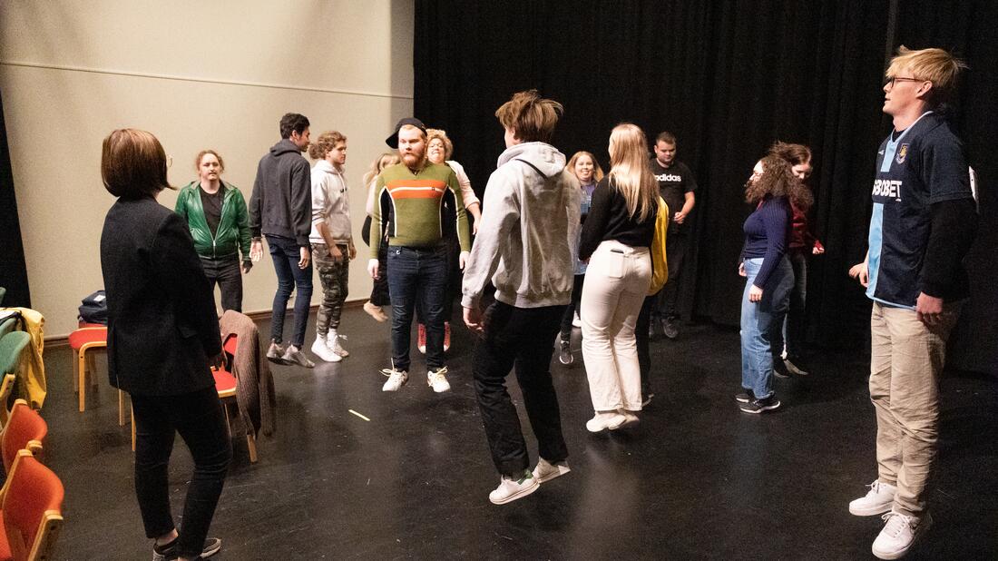 Oppvarmingsøvelse for publikum