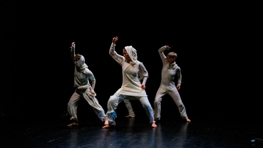 Kunstnaropphald 2021 - Økohelter - Seanse, Kristian Glomnes