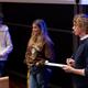 Underviser og lærere i auditorium