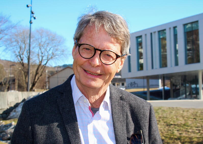 Professor Kåre Heggen
