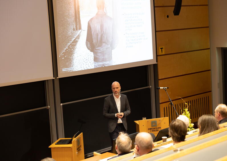 Bjørn Kjetil Larsen Disputas