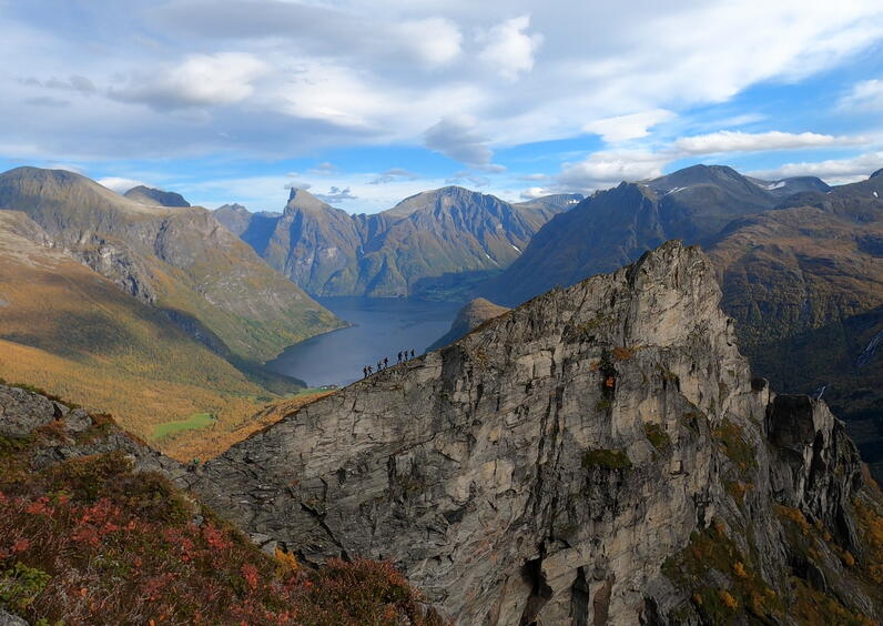 Bachelorgradsstudiet i Friluftsliv og naturguide ved Høgskulen i Volda på tur